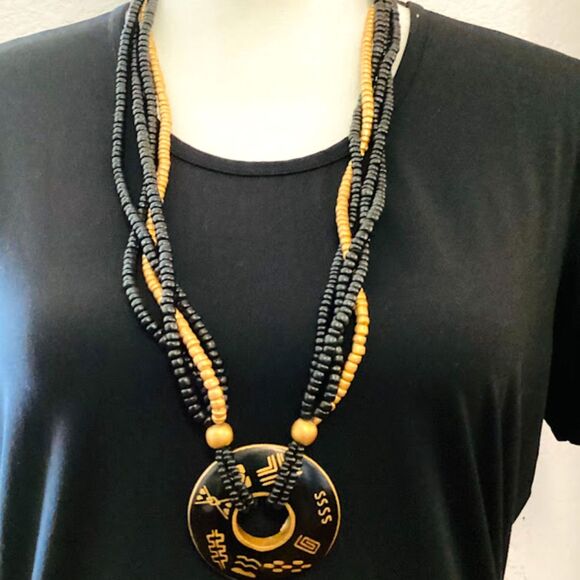 Vintage Wooden Beaded Four Strand Necklace w Round Pendant Black/Gold - Picture 6 of 6